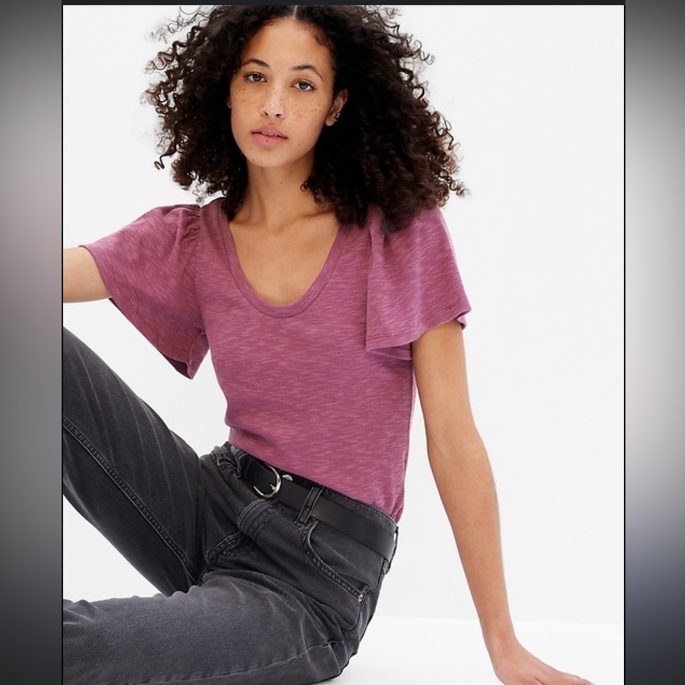 GAP Ribbed Flutter Sleeve Top - Picture 6 of 6